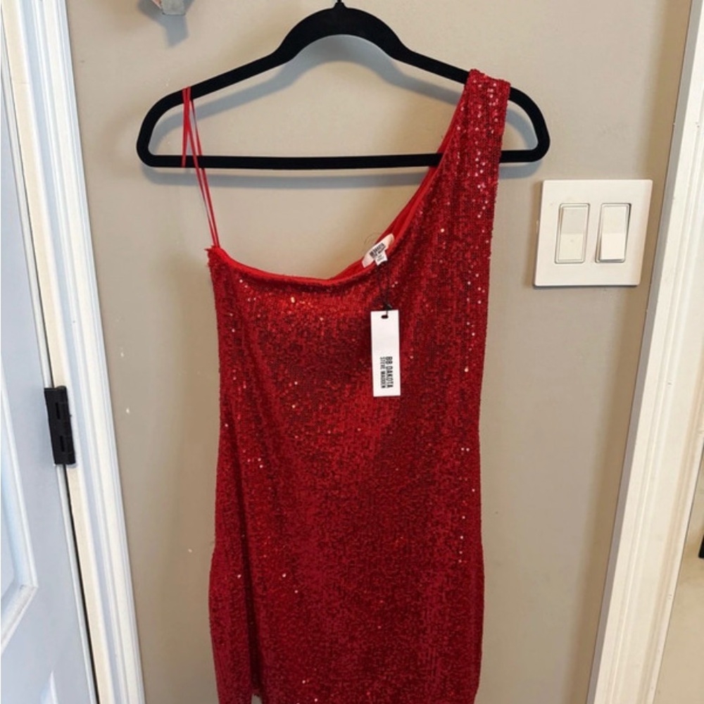 BB Dakota by Steve Madden Sparkling Red One-Shoulder Mini Dress